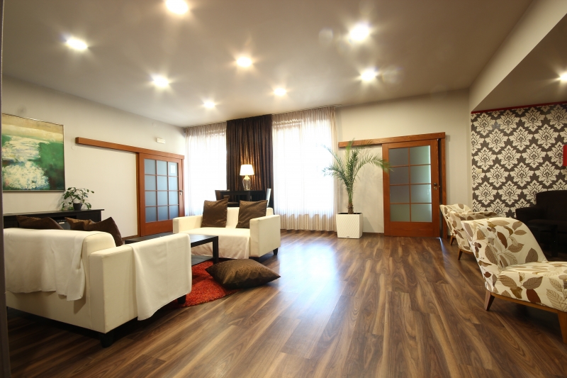 služby hotel maroli
